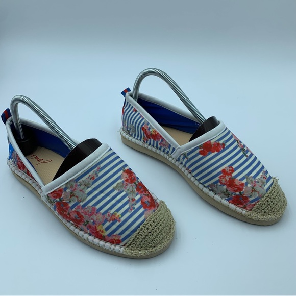 Joules Summer Espadrilles Blue White Stripe & Floral Stretch Crochet Motif UK 7 - Picture 3 of 14